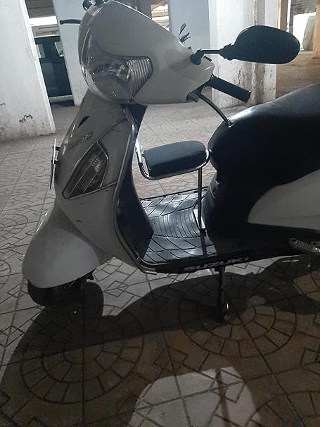 Zombieeast Scooty Baby Seat/Baby Stand Chrome Suitable for Yamaha Ray Z